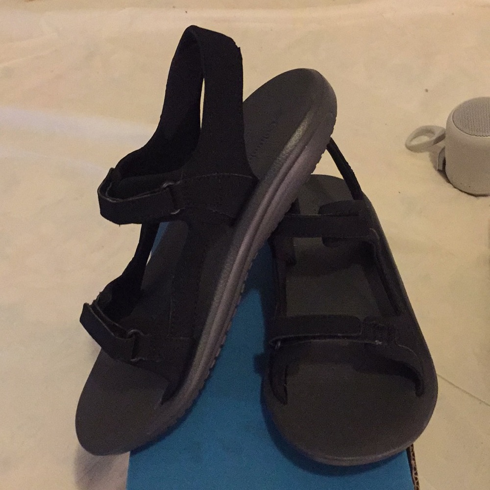 Columbia sandals
